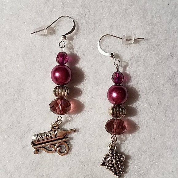 Handcrafted Wine Lovers Bracelet & Earrings Set - Picture 2 of 3